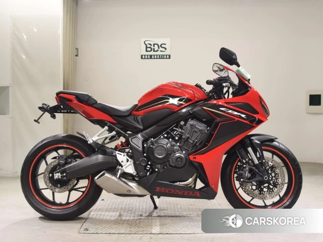 Проданный Honda CB650R 2024 из Японии