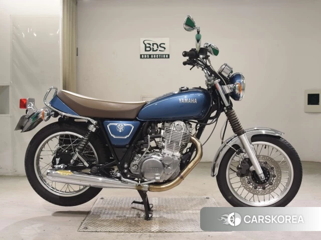 Проданный Yamaha SR400 2019 из Японии