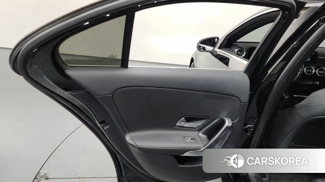 Mercedes-Benz A-Class W177 id 4309987 из Кореи 17