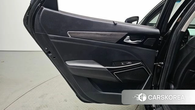 Kia K7 Premier Hybrid id 4423741 из Кореи 17
