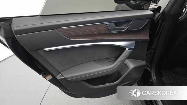 Audi A7 (4K) id 4330238 из Кореи 17