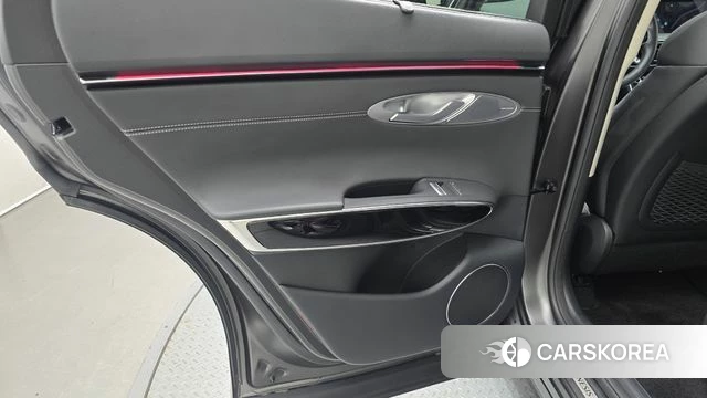 Genesis GV70 id 4516529 из Кореи 17
