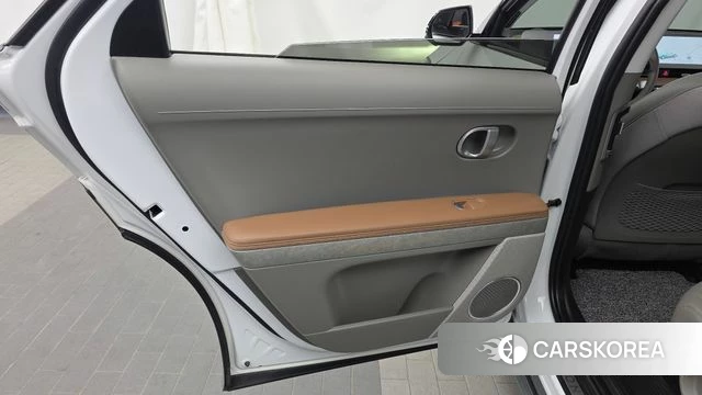 Hyundai Ionic 5 id 4517637 из Кореи 17