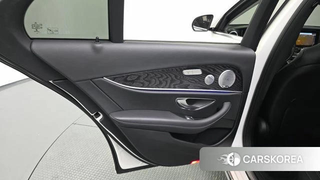 Mercedes-Benz E-Class W213 id 4794953 из Кореи 17