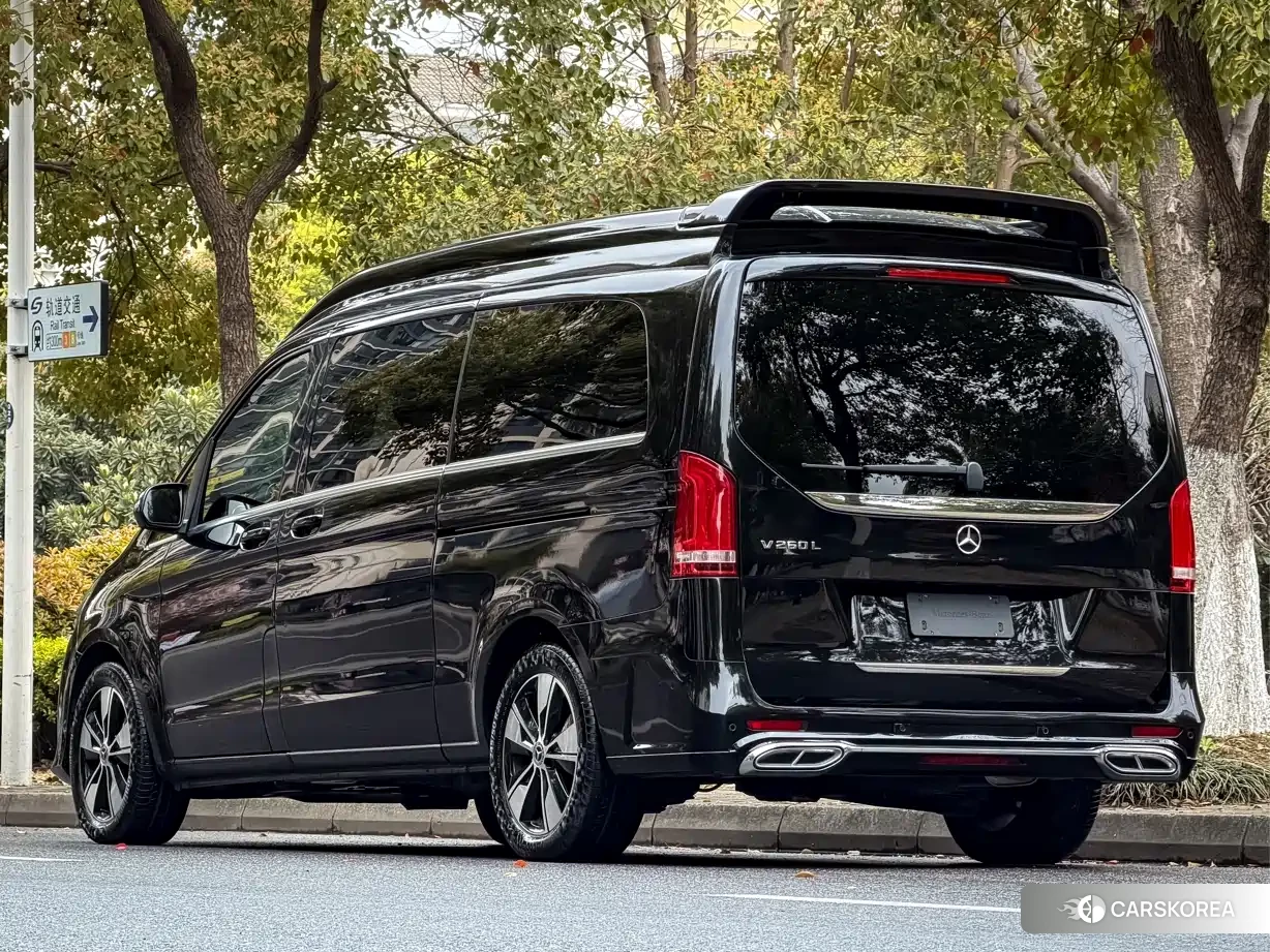 Mercedes-Benz V-Class id 4589215 из Китая 17