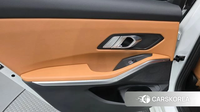 BMW 3 Series (G20) id 4917123 из Кореи 17
