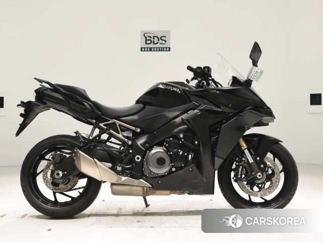 Проданный Suzuki GSX-S1000GT 2022 из Японии, фото 2