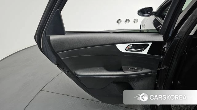 Kia The New K3 2nd generation id 4201348 из Кореи 17