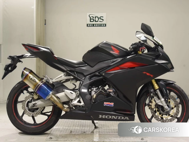 Проданный Honda CBR250RR ABS 2017 из Японии