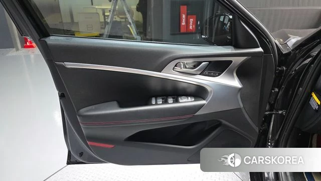 Genesis G70 id 4490776 из Кореи 17