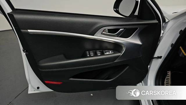 Genesis G70 id 4642777 из Кореи 17