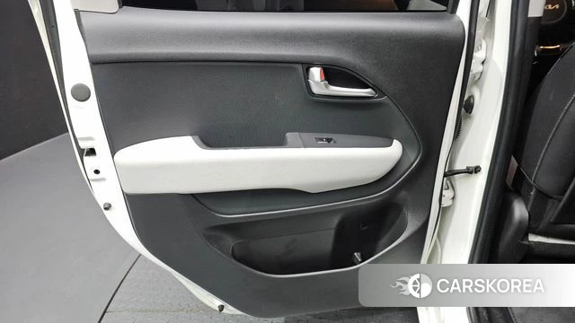 Kia The New Kia Ray id 4230235 из Кореи 17