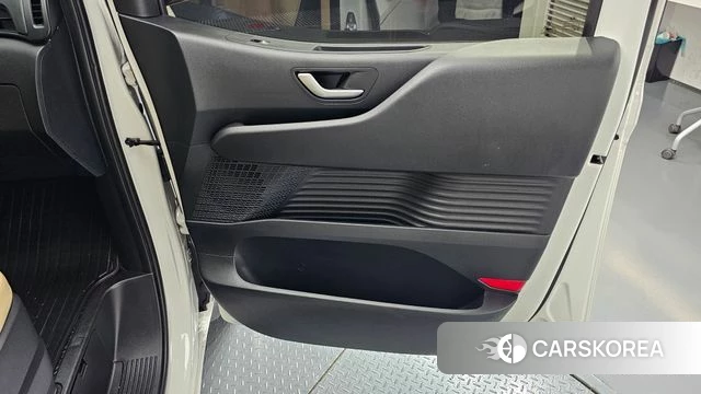 Hyundai Staria id 4669927 из Кореи 17