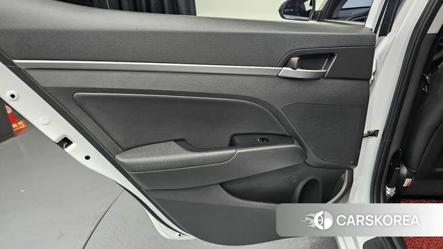 Hyundai Avante AD id 4188597 из Кореи 17