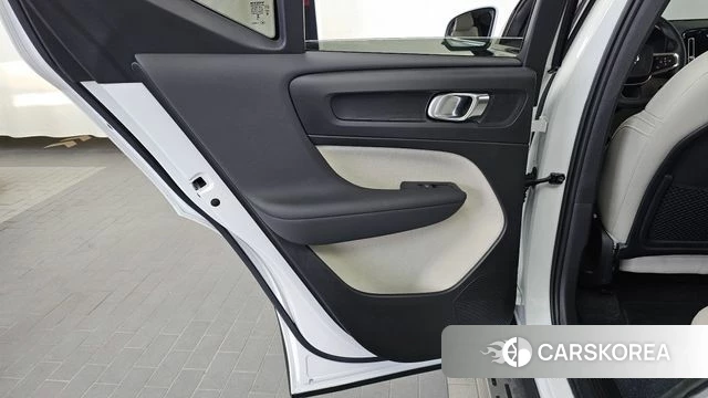 Volvo XC40 id 4630833 из Кореи 17