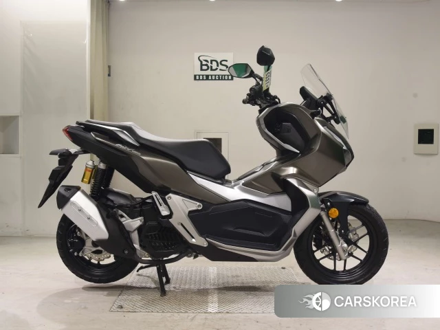 Проданный Honda ADV150 id 4157894 из Японии