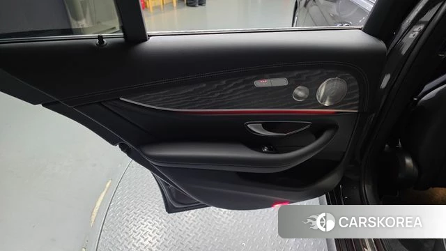 Mercedes-Benz E-Class W213 id 4350406 из Кореи 17