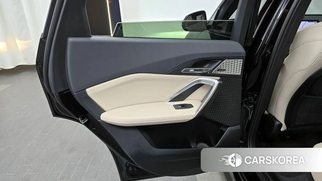 BMW X1 (U11) id 4222732 из Кореи 17