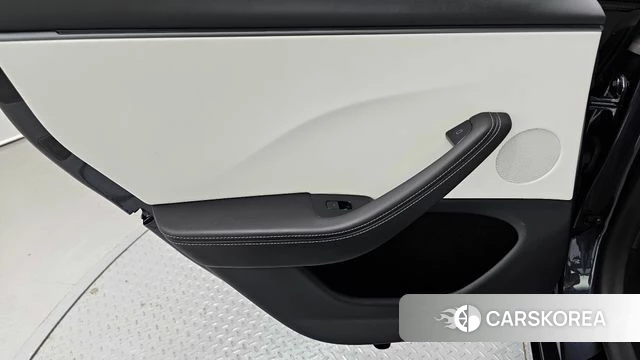 Tesla Model 3 id 4421545 из Кореи 17