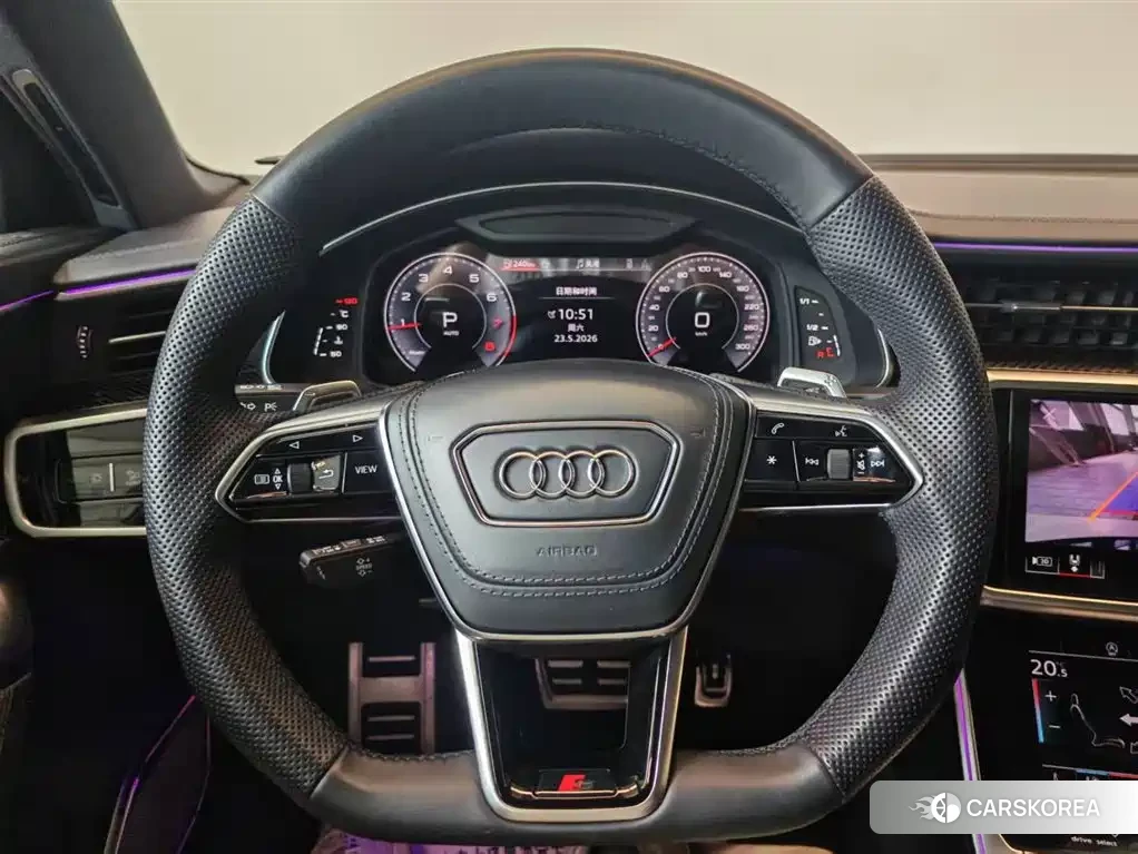Audi A6L id 4622509 из Китая 17