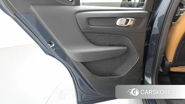 Volvo XC40 id 4507370 из Кореи 17