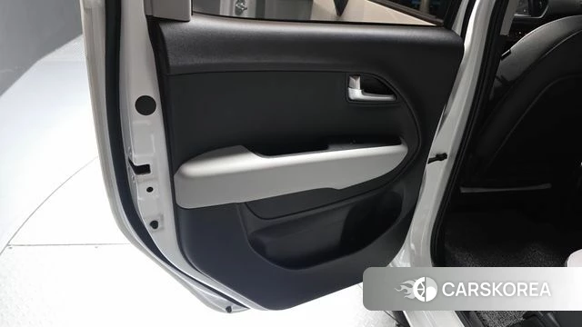 Kia The New Kia Ray EV id 4691445 из Кореи 17