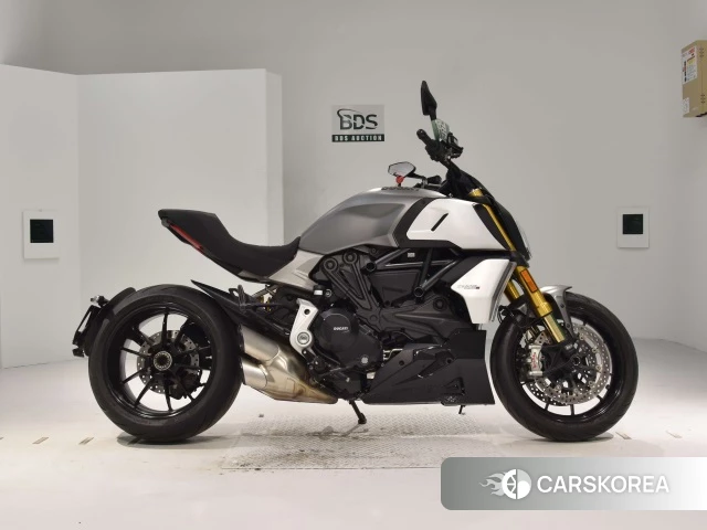Проданный Ducati DIAVEL 1260 S 2020 из Японии, фото 2