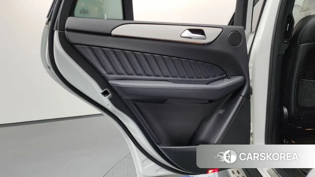 Mercedes-Benz GLE - Class W166 id 4285934 из Кореи 17