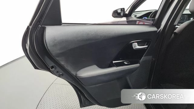 Kia The New Niro id 4196070 из Кореи 17