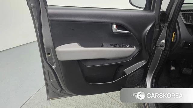 Kia The New Kia Ray id 4322273 из Кореи 17