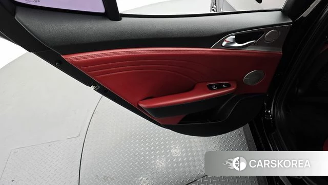 Kia Stinger Meister id 4942838 из Кореи 17