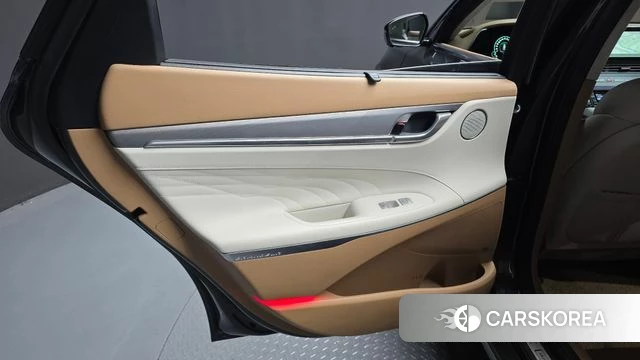 Hyundai The New Grandeur IG Hybrid id 4361752 из Кореи 17