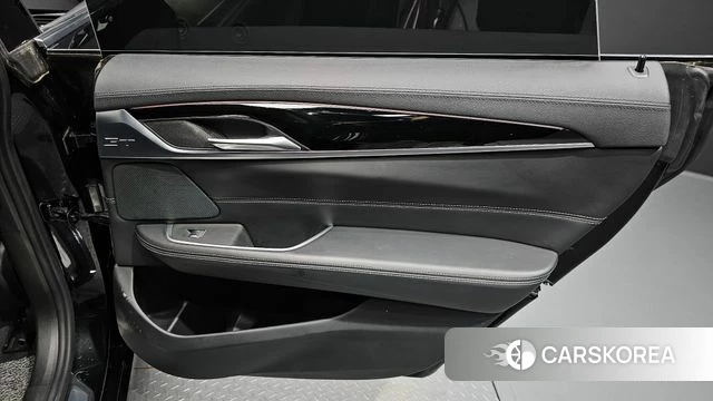 BMW 6 Series GT (G32) id 4225262 из Кореи 17