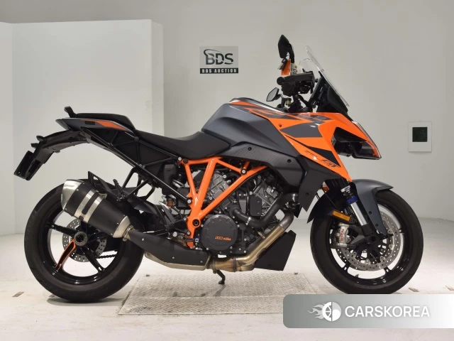 Проданный KTM 1290 SUPER DUKE GT 2022 из Японии