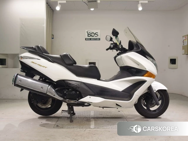 Проданный Honda SILVER WING 600 GT 2010 из Японии