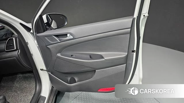 Hyundai All New Tucson id 4568394 из Кореи 17