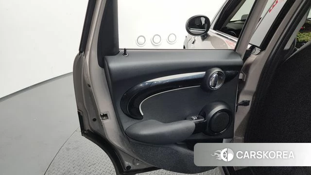 Mini Cooper id 4354356 из Кореи 17