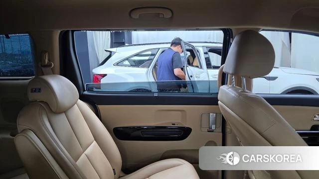 Kia The New Carnival id 4568308 из Кореи 17