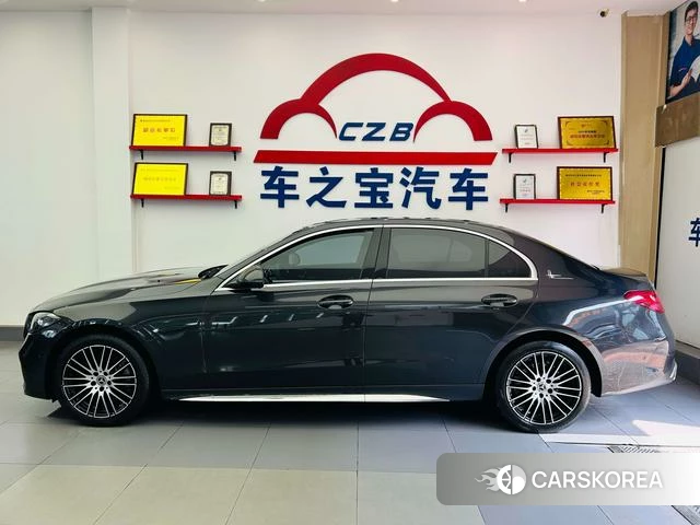 Mercedes-Benz Class C id 4290537 из Китая 17