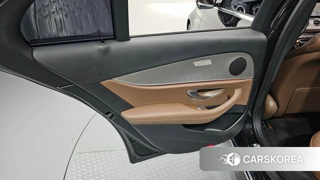 Mercedes-Benz E-Class W213 id 4907758 из Кореи 17