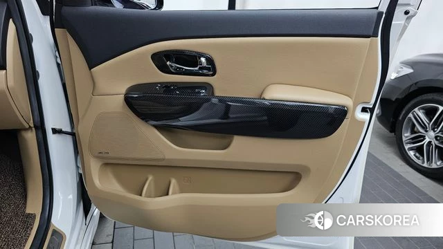 Kia The New Carnival id 4502626 из Кореи 17
