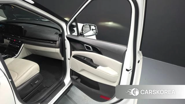 Kia Carnival 4th generation id 4676831 из Кореи 17
