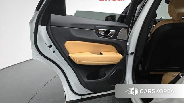 Volvo XC60 second Generation id 4501100 из Кореи 17