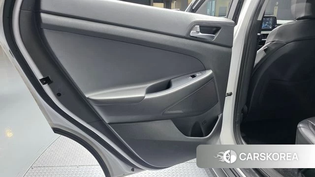 Hyundai All New Tucson id 4536340 из Кореи 17