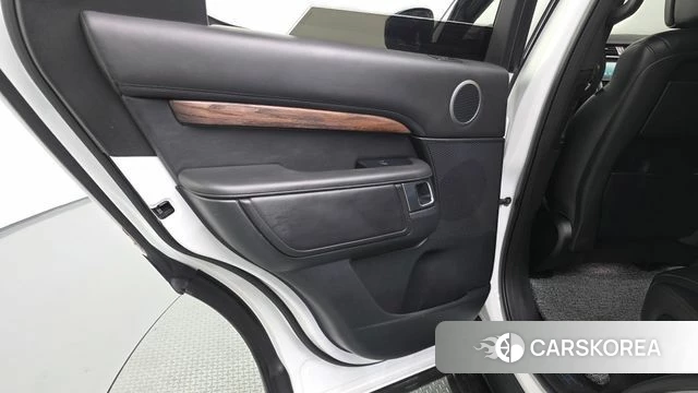 Land Rover Discovery 5 id 4536071 из Кореи 17
