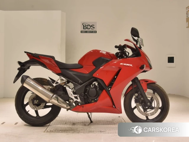 Проданный Honda CBR250R 2015 из Японии