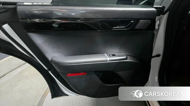 Hyundai Grandeur (GN7) id 4194622 из Кореи 17