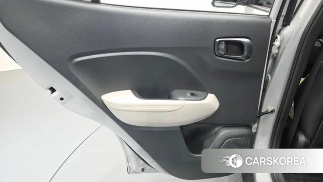 Hyundai Venue id 4242756 из Кореи 17