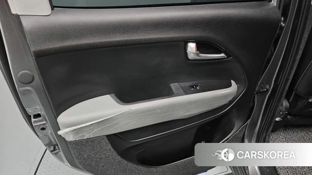 Kia The New Kia Ray EV id 4308317 из Кореи 17