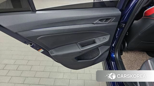 Volkswagen Golf 8th Generation id 4308249 из Кореи 17